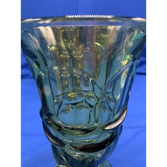 Set Of 4 Vintage Green Glass Goblets With Pedestal Base 6.5" Tall Elegant Drinkw - Picture 5 of 12